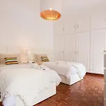 Ginjinha House - 4 - Bairro Alto - With Ac By Lisbeyond